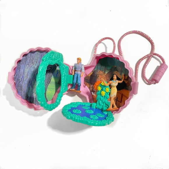 Disney Toys Vintage 99s Polly Pocket Style Pocahontas 100 Complete